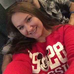 Meet your Posher, Victoria